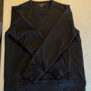 Men’s Banana Republic black crew neck sweatshirt